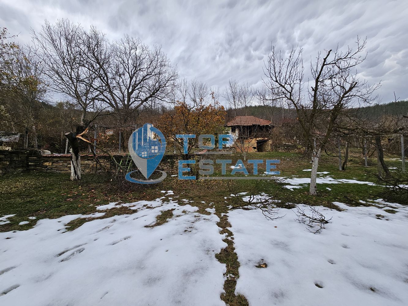 Парцел в регулация с прекрасна панорама в с. Кормянско до Севлиево - 0