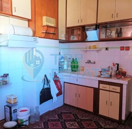 Тристаен тухлен апартамент до парк Габровски - 0