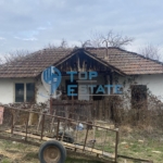 Едноетажна къща в село Камещица, област Габрово. - 0