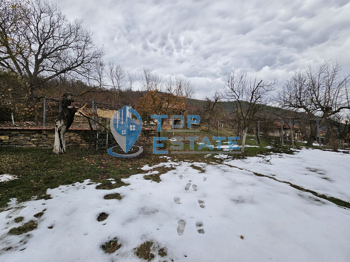 Парцел в регулация с прекрасна панорама в с. Кормянско до Севлиево - 0