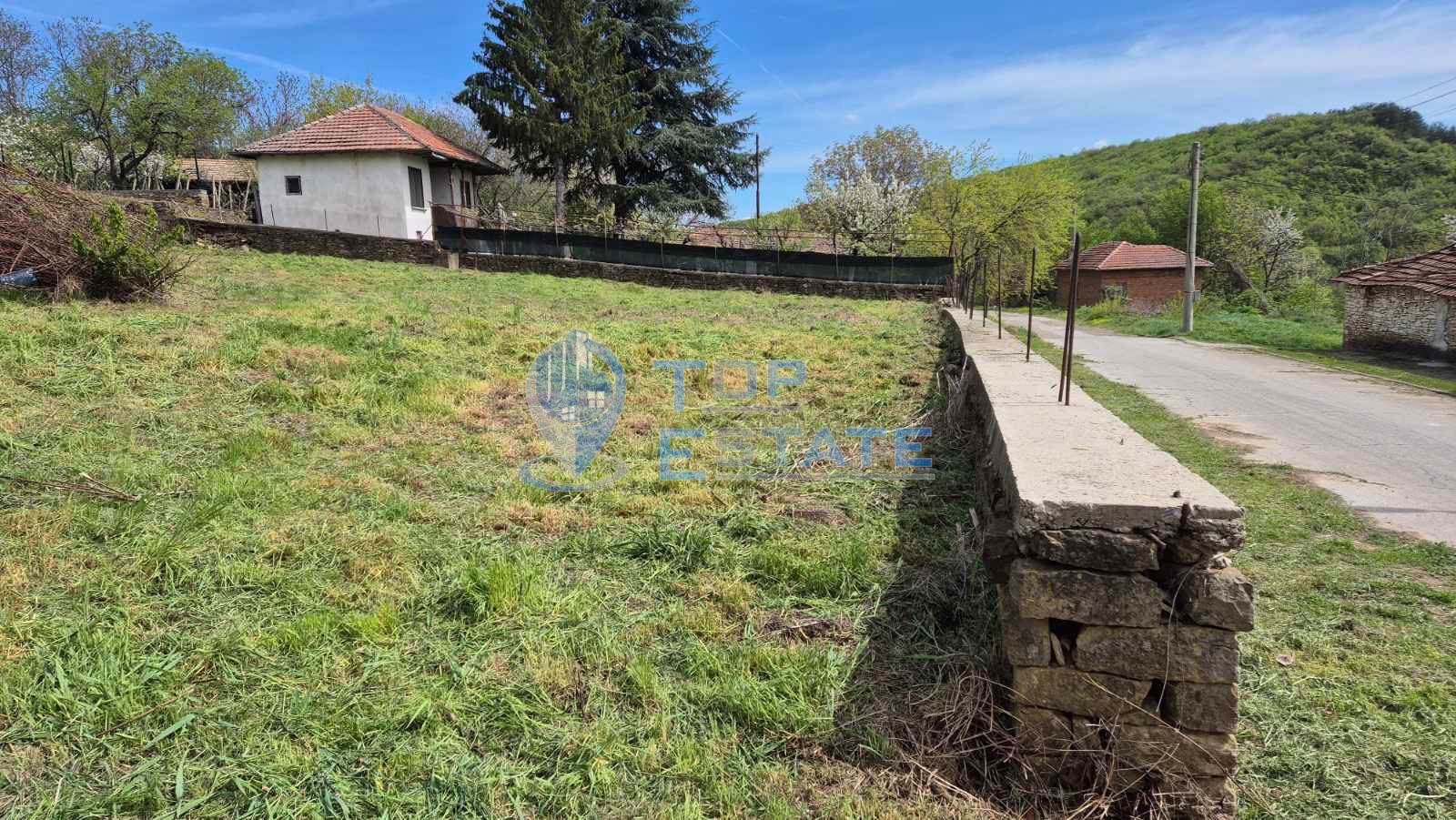 Парцел с панорамна гледка в село Вишовград, област Велико Търново - 0