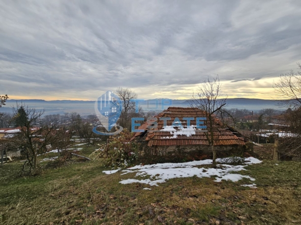 Парцел в регулация с прекрасна панорама в с. Кормянско до Севлиево - 0