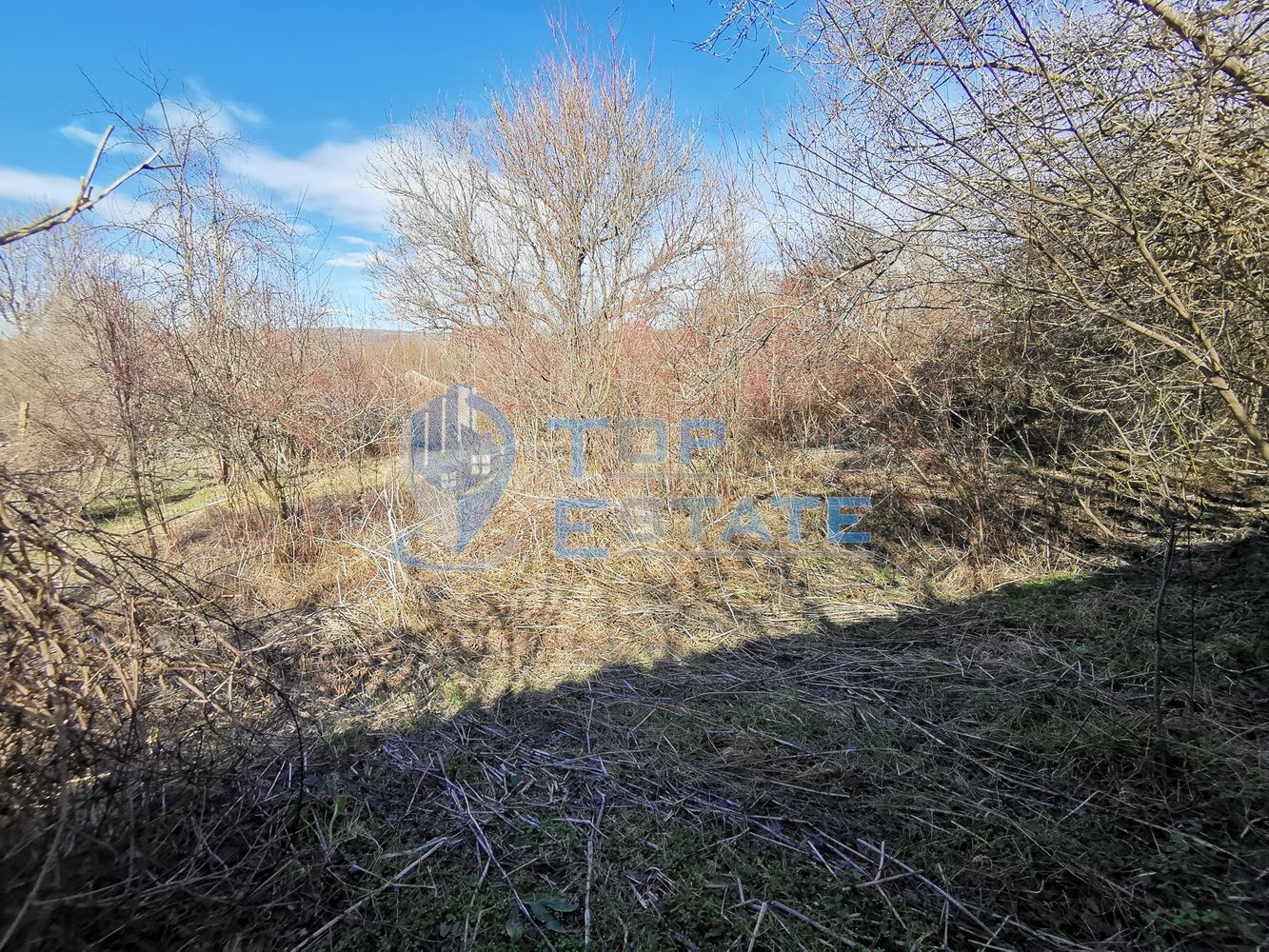 Стара къща на главната улица в село Къпиново, област Велико Търново - 0