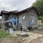 Тухлена къща в с. Писарево, област Велико Търново - 0