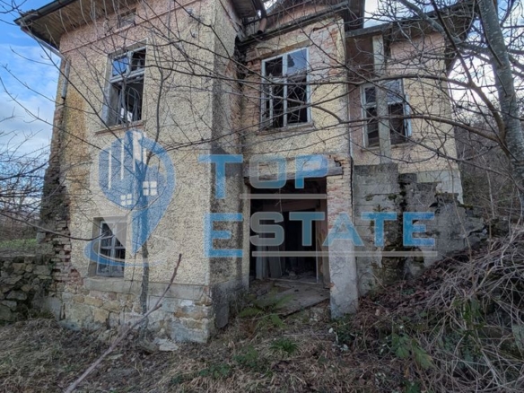 Стара къща с панорамна гледка в Еленския балкан - 0