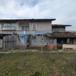 Двуетажна масивна къща в град Стражица, област Велико Търново - 0