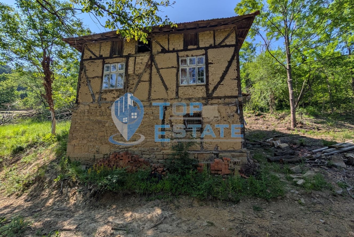 Стара автентична къща с голям двор в Тревненския балкан - 0