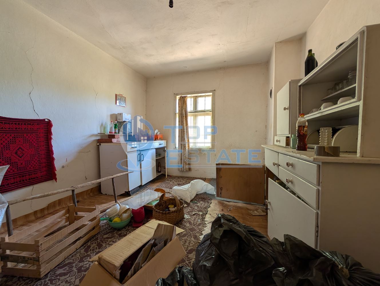 Стара автентична къща с голям двор в Тревненския балкан - 0