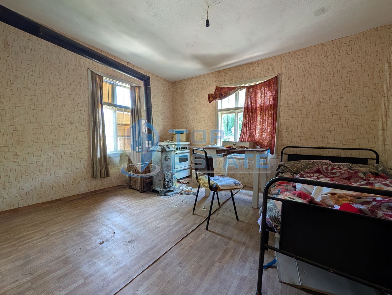 Стара автентична къща с голям двор в Тревненския балкан - 0