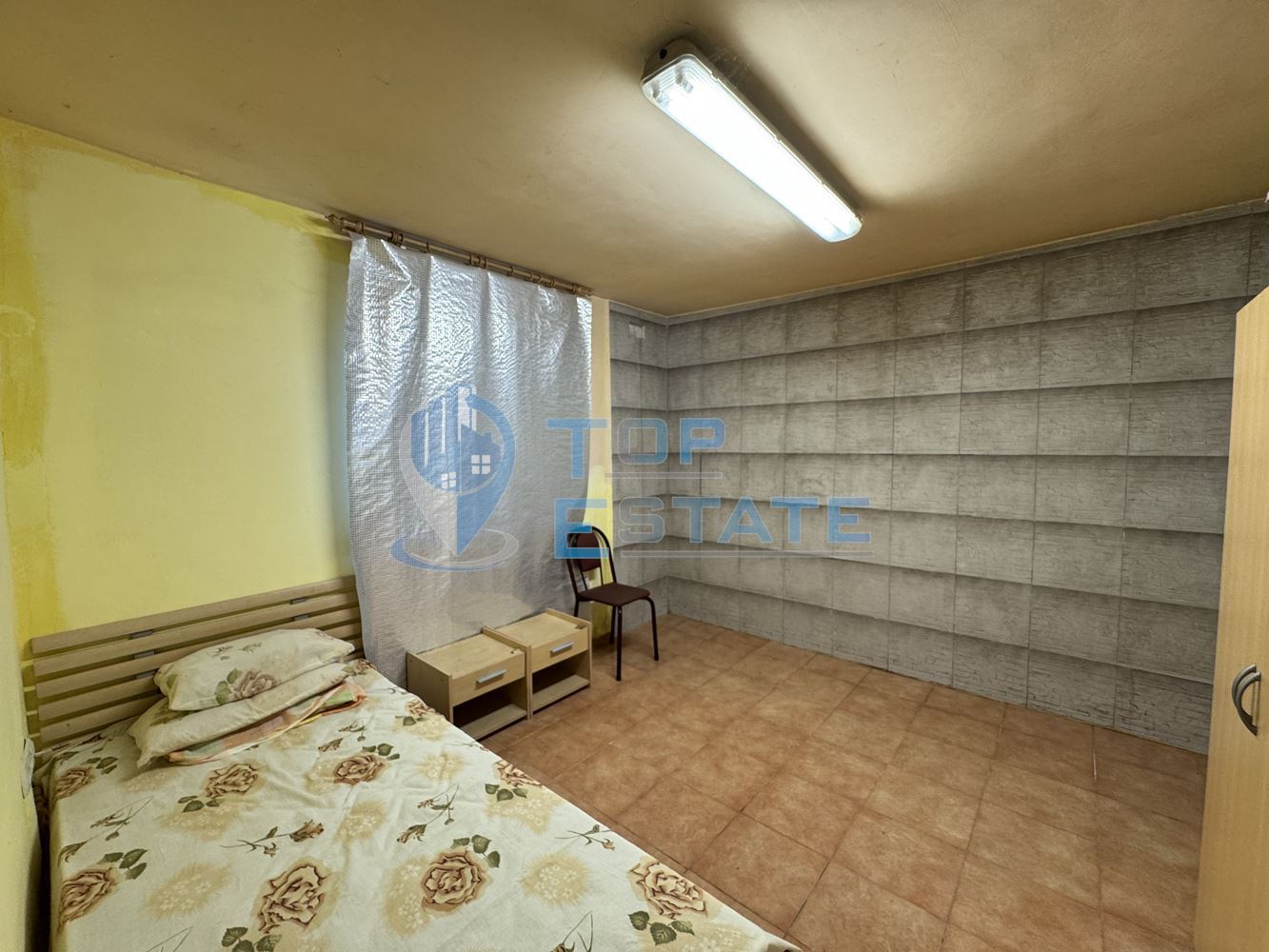 Етаж от къща с панорамна гледка в град Габрово-0 Етаж от къща с панорамна гледка в град Габрово - 0