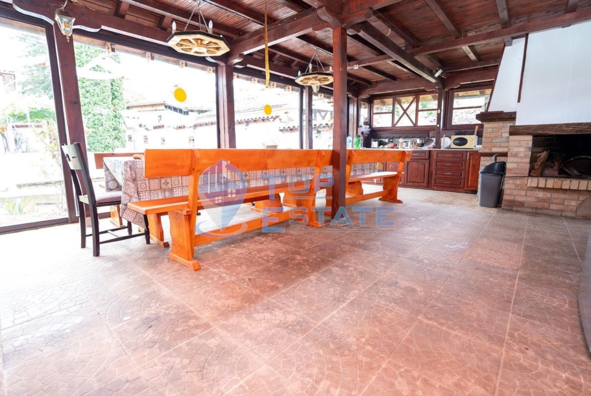 Успешно работеща къща за гости с басейн и отлична репутация в село Миндя - 0