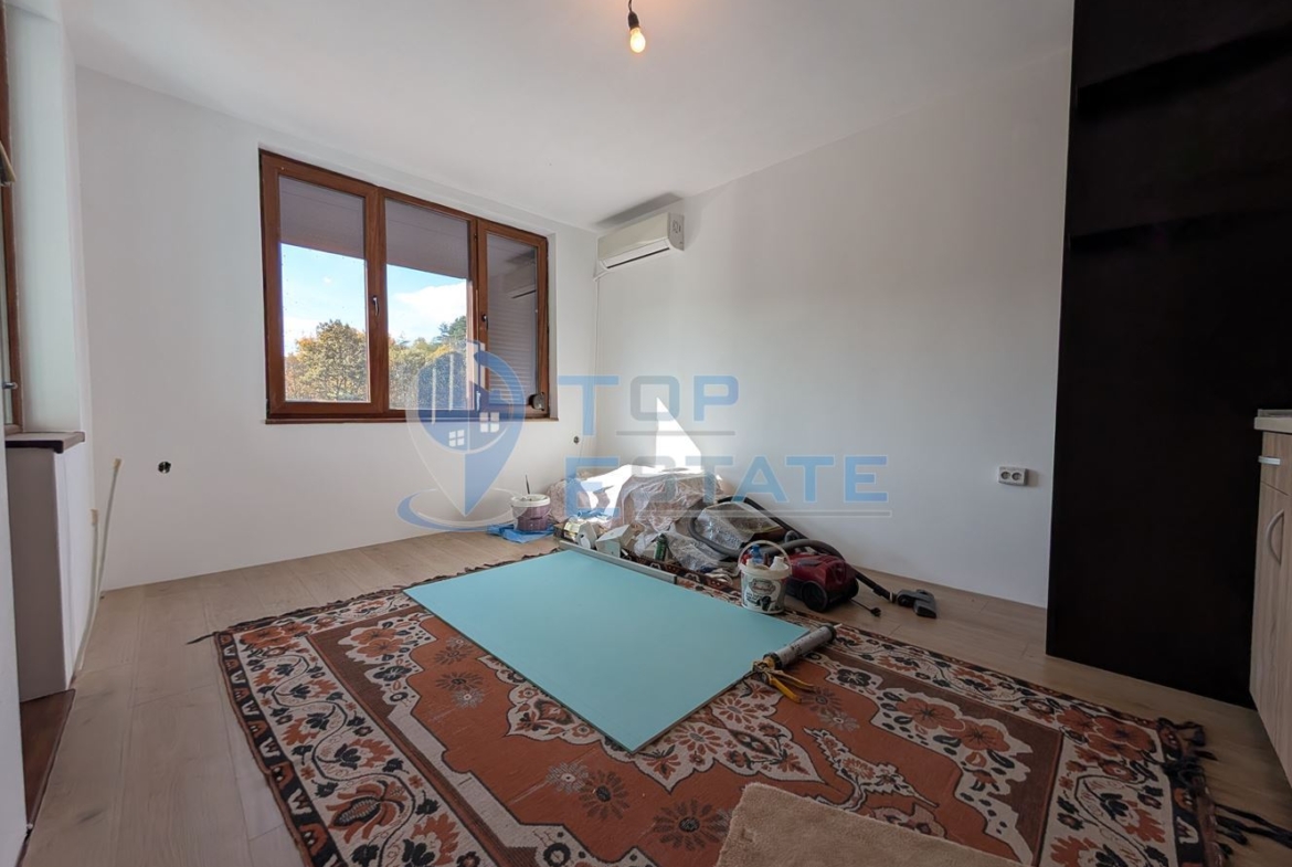 Тристаен тухлен апартамент в квартал Светушка, град Трявна - 0