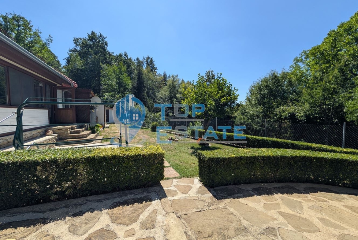 Реновирана двуетажна къща в Тревненския балкан - 0