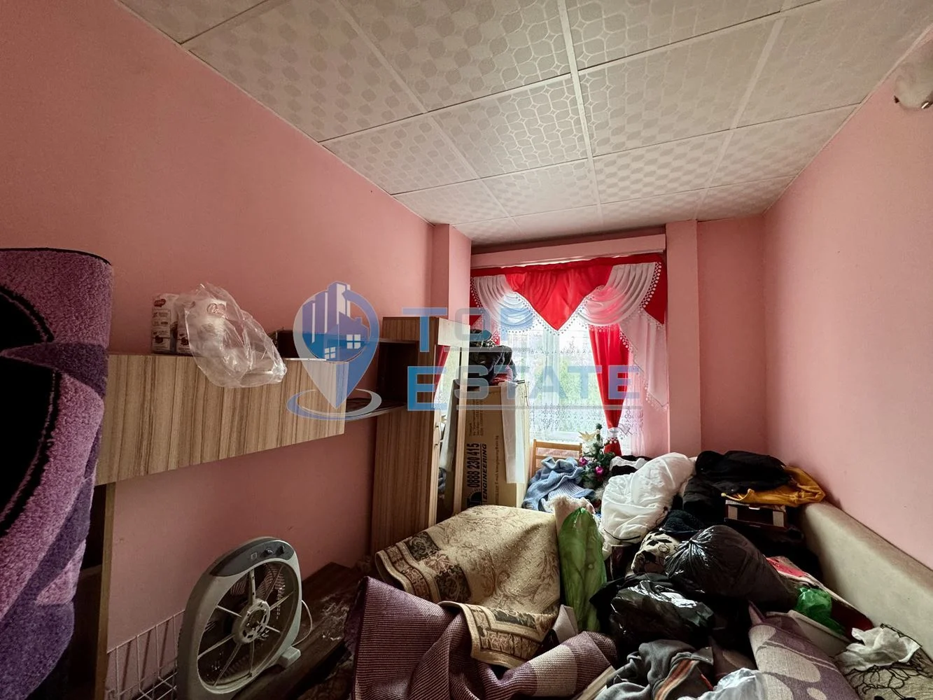 Двуетажна тухлена къща с кладенец и допълнителни постройки в село Недан, област Велико Търново - 0