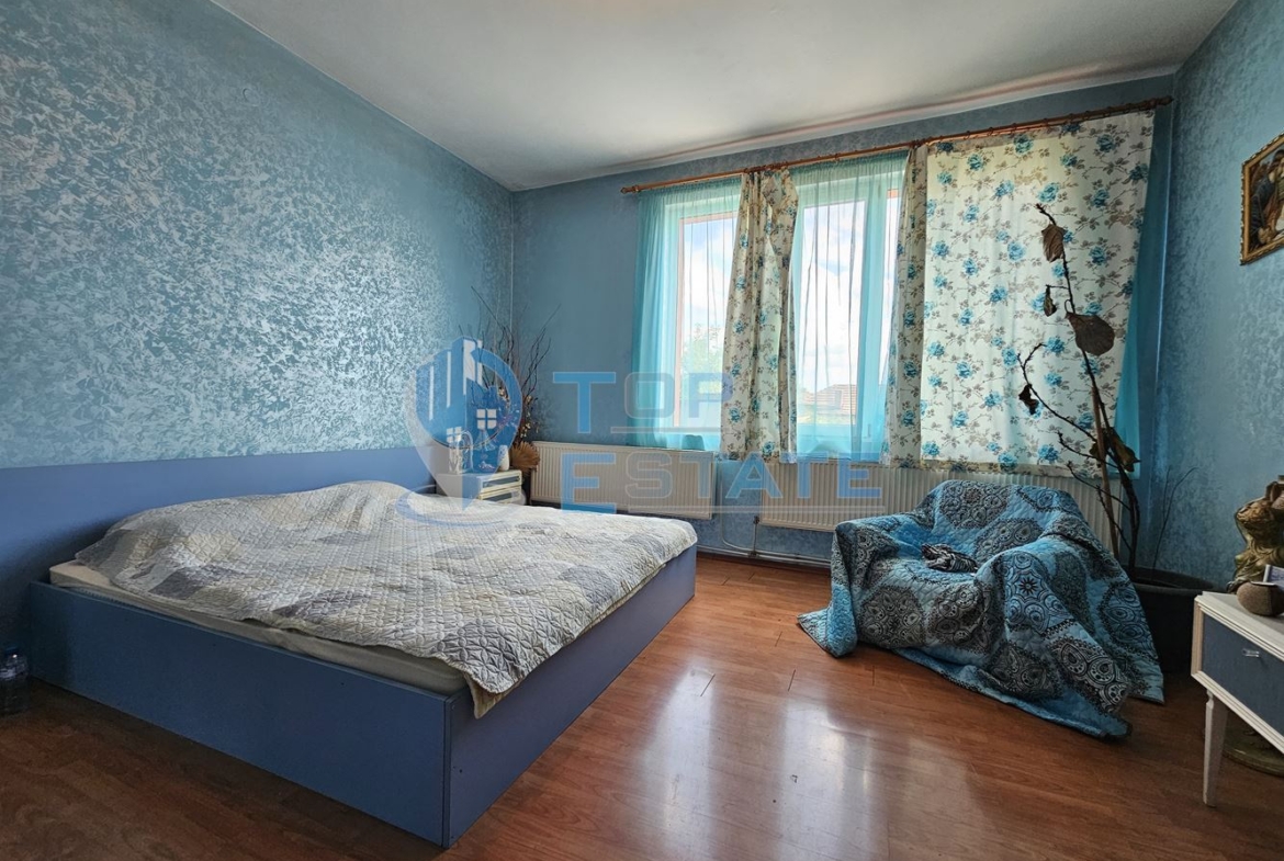 Промишленa сграда със собствен трафопост на главен път Русе - Свиленград в село Поликраище - 0