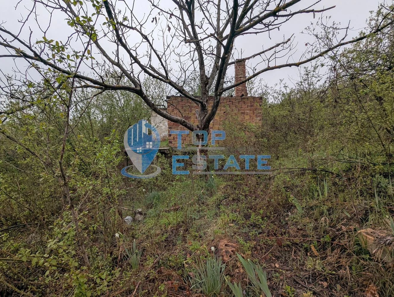 Парцел с панорамна гледка във вилната зона на село Шереметя, област Велико Търново - 0