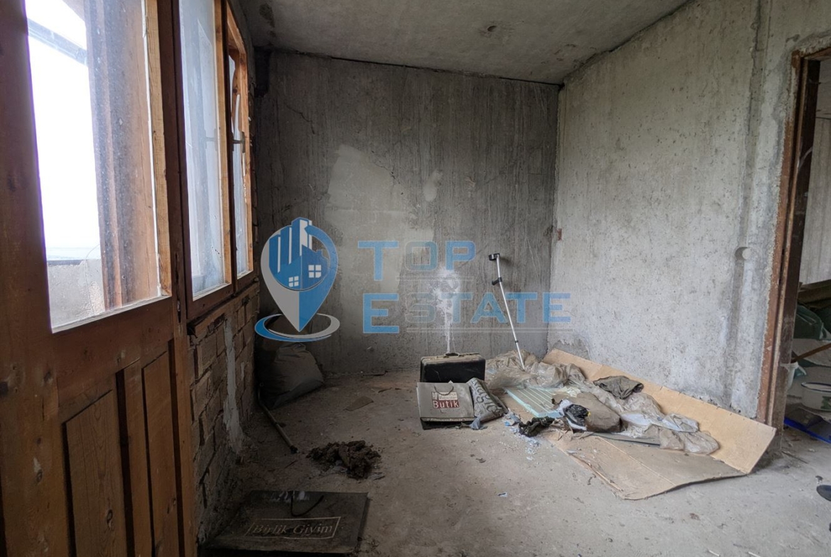 Многостаен апартамент в квартал Пролет, град Горна Оряховица, област Велико Търново - 0