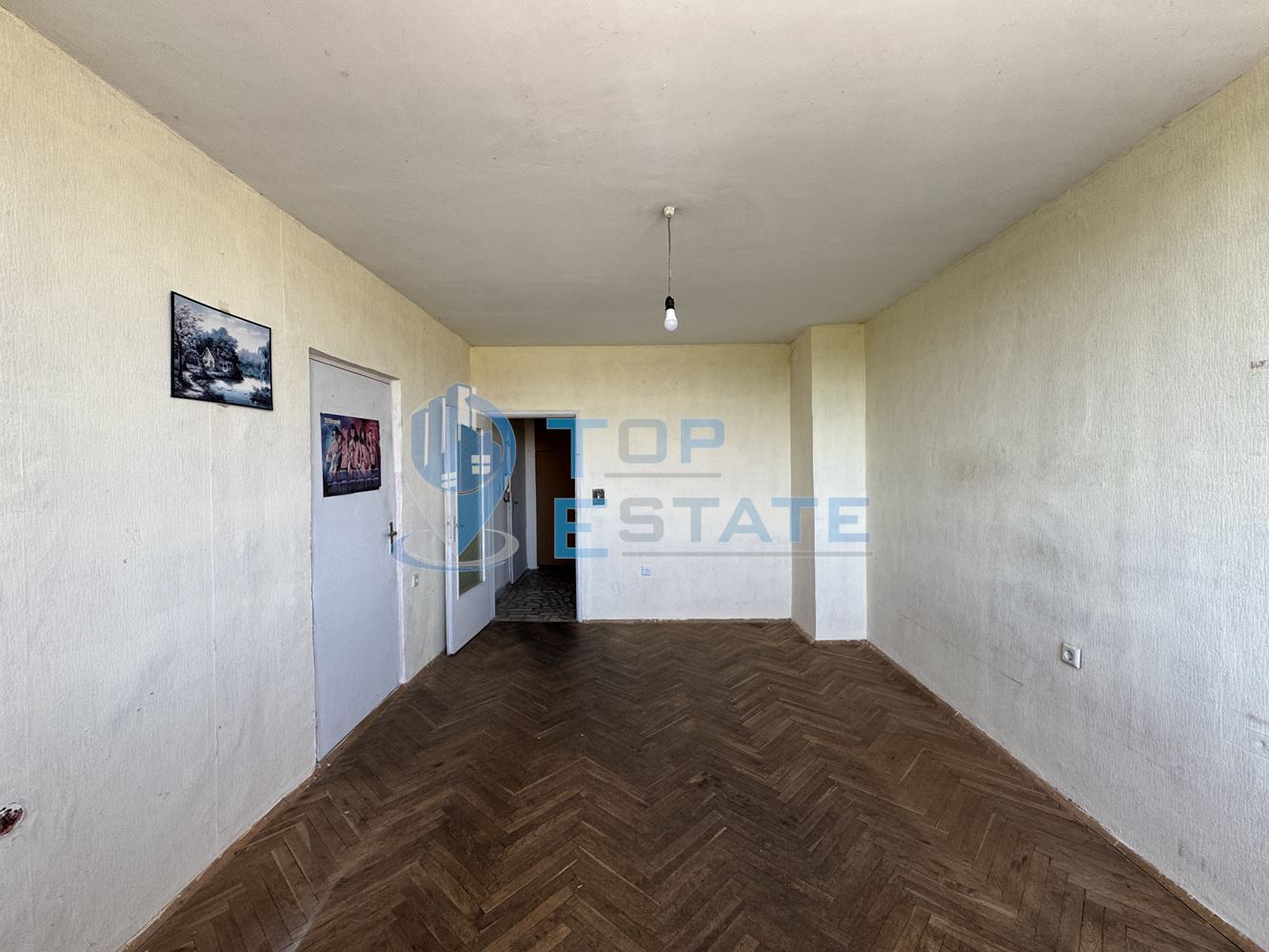 Тристаен тухлен апартамент в квартал Бузлуджа, град Велико Търново - 0