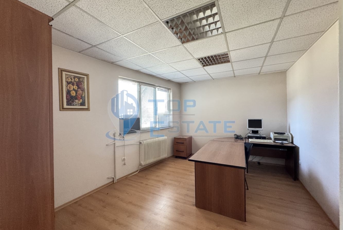 Производствено-административен комплекс в гр. Лясковец, област Велико Търново. - 0