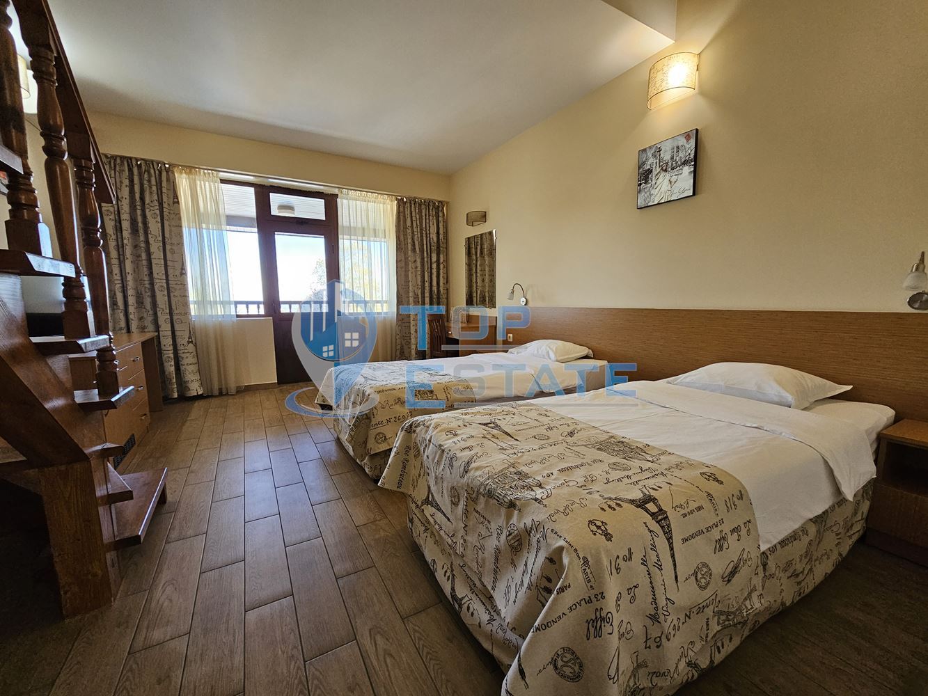 Хотел с три басейна и прекрасна панорама над гр. Лясковец-0 Хотел с три басейна и прекрасна панорама над гр. Лясковец - 0