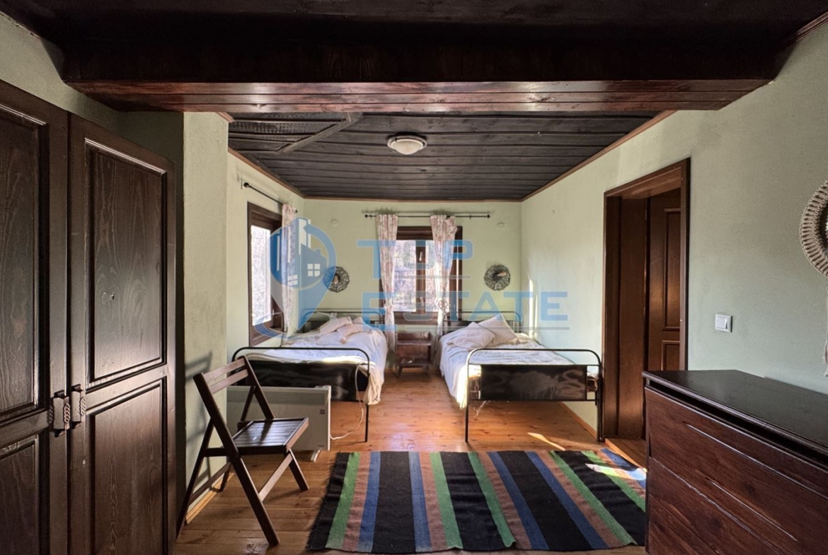 Реновирана къща в Еленския Балкан, област Велико Търново - 0