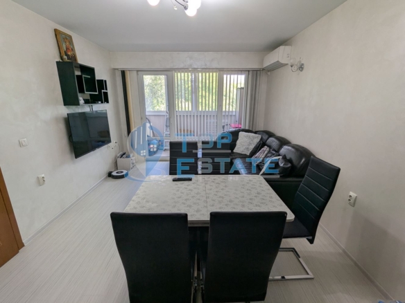 Четиристаен обзаведен апартамент на междинен етаж в кв. Пролет, гр. Горна Оряховица, обл. Велико Търново - 0