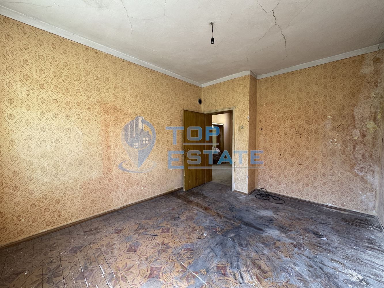 Етаж от къща в гр. Горна Оряховица, област Велико Търново - 0