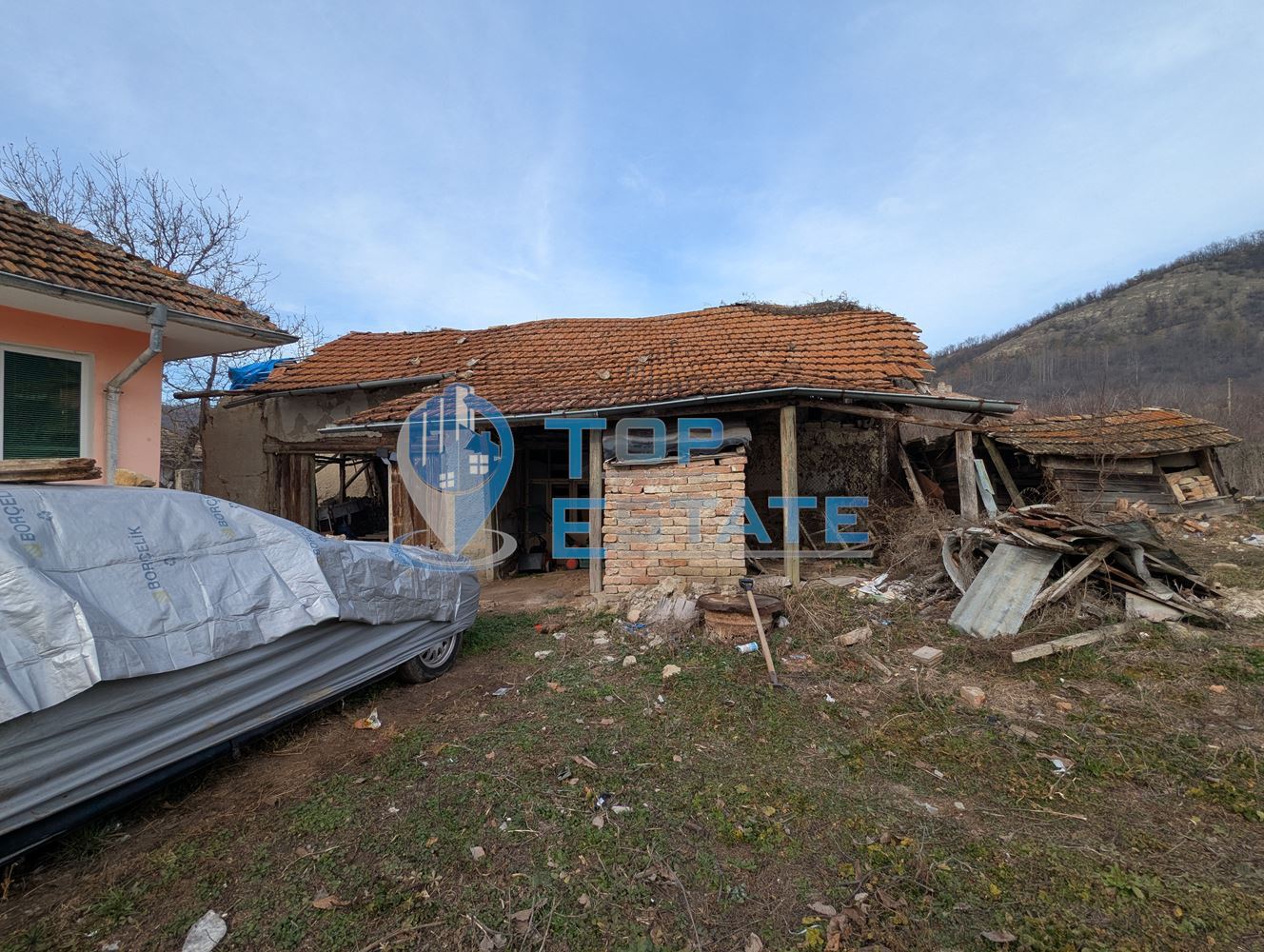 Ремонтирана масивна къща с голям и поддържан двор в село Асеново, община Стражица, област Велико Търново - 0