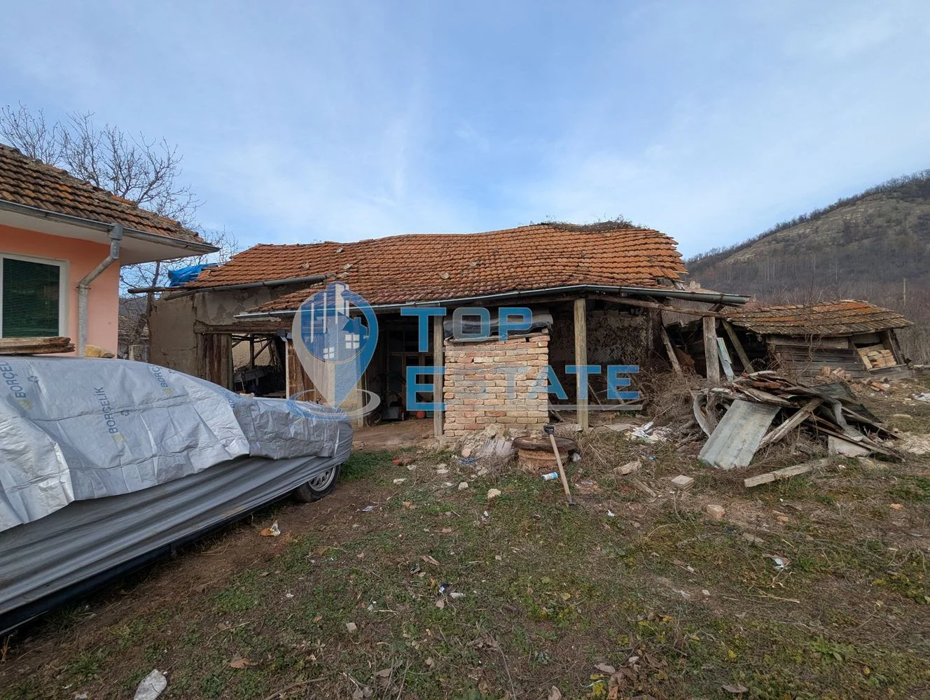 Ремонтирана масивна къща с голям и поддържан двор в село Асеново, община Стражица, област Велико Търново - 0