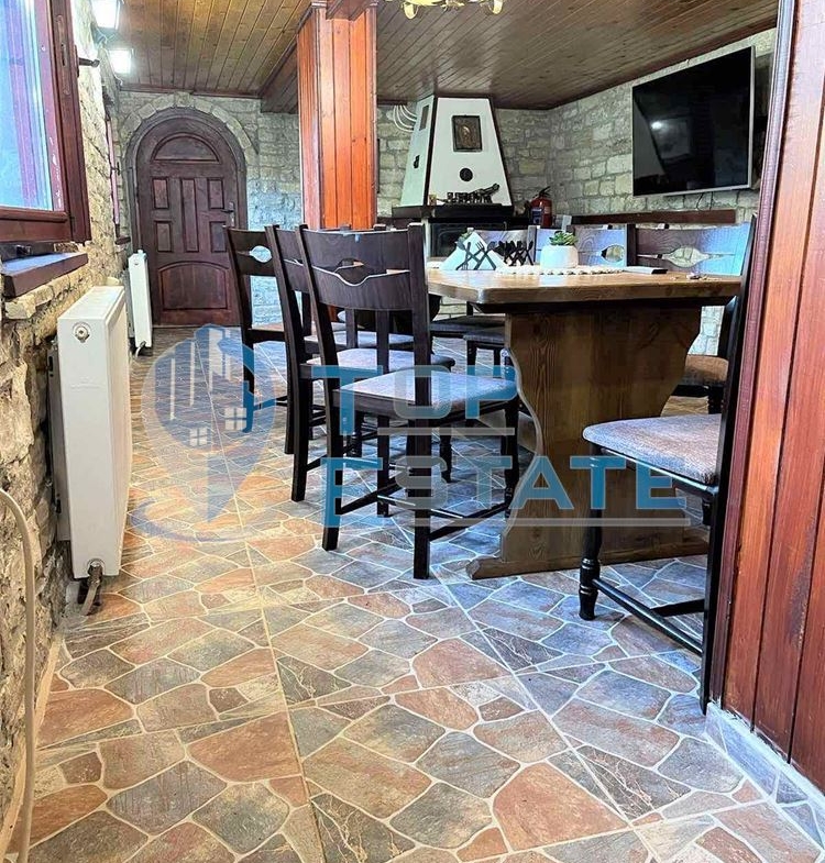 Успешно работеща къща за гости с басейн и отлична репутация в село Миндя - 0