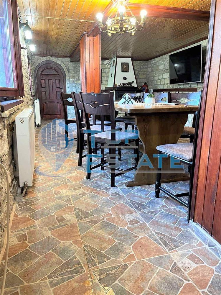 Успешно работеща къща за гости с басейн и отлична репутация в село Миндя - 0