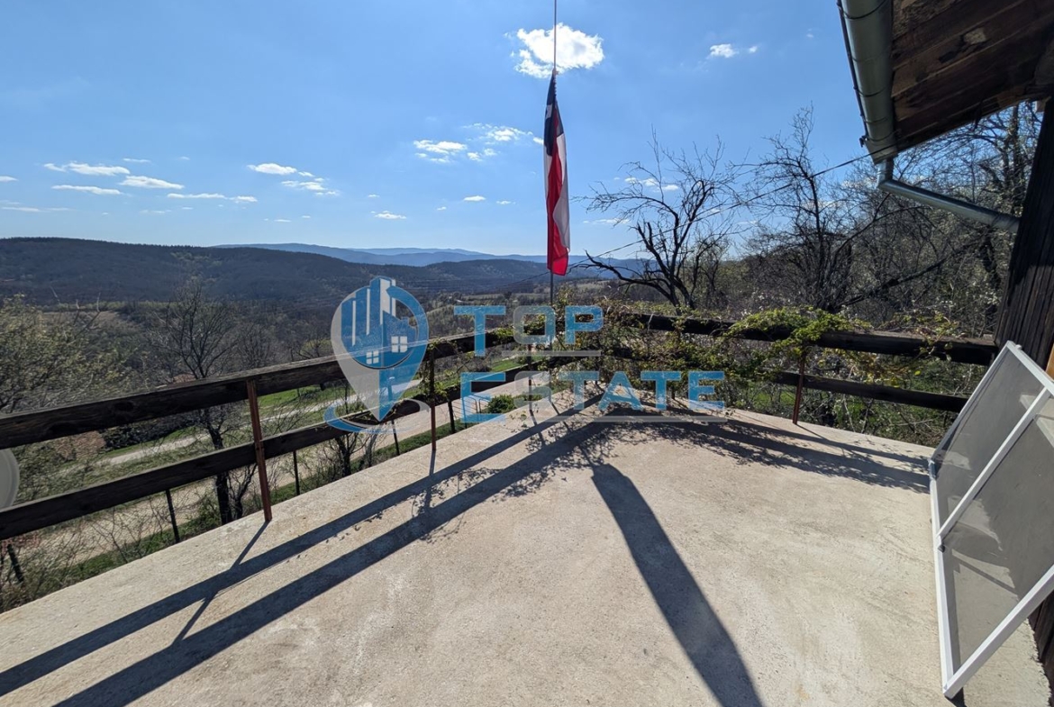 Къща с прекрасна панорама в село Длъжка поляна, област Търговище - 0