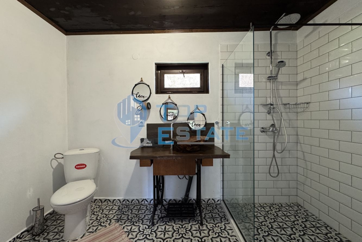 Реновирана къща в Еленския Балкан, област Велико Търново - 0