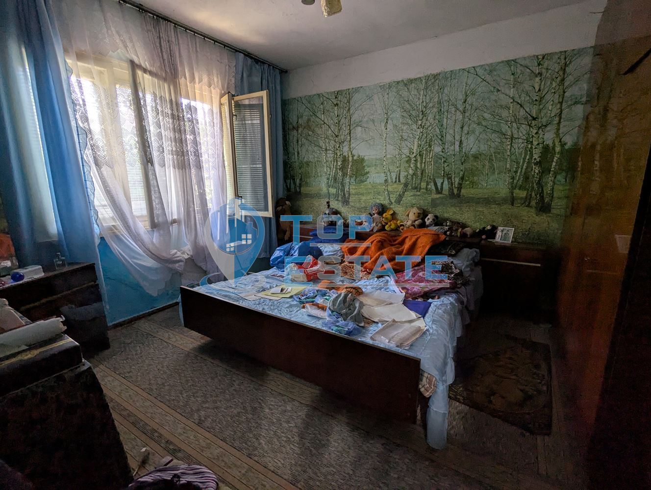 Тухлена къща на тиха и спокойна улица в село Поликраище, област Велико Търново - 0