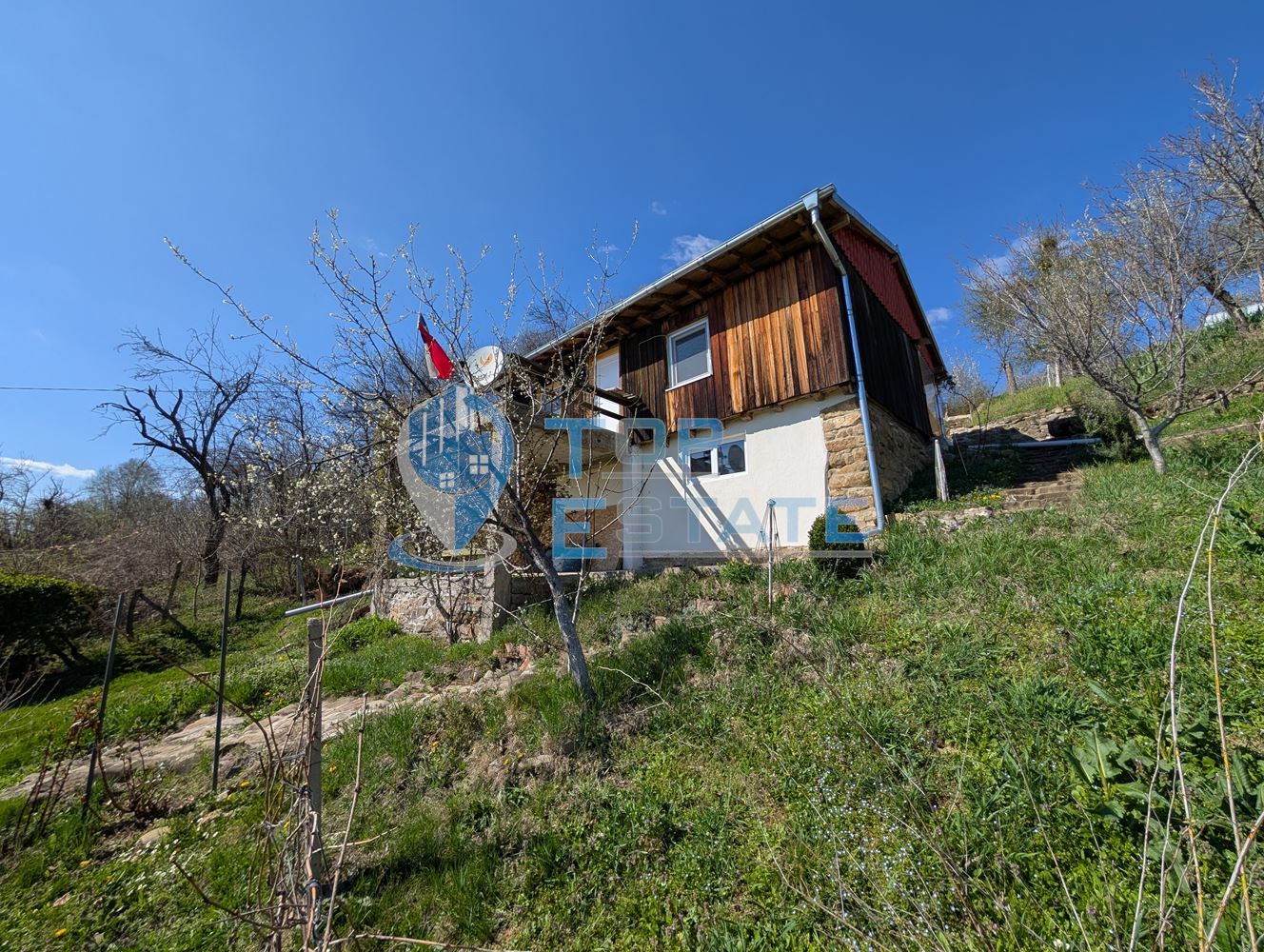 Къща с прекрасна панорама в село Длъжка поляна, област Търговище - 0