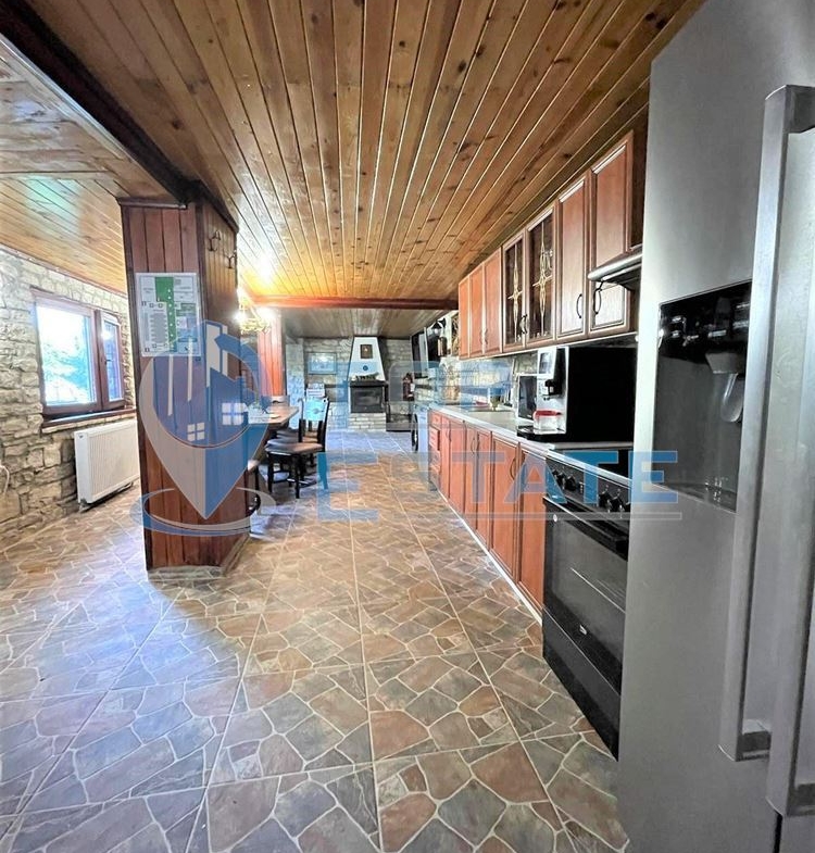 Успешно работеща къща за гости с басейн и отлична репутация в село Миндя - 0