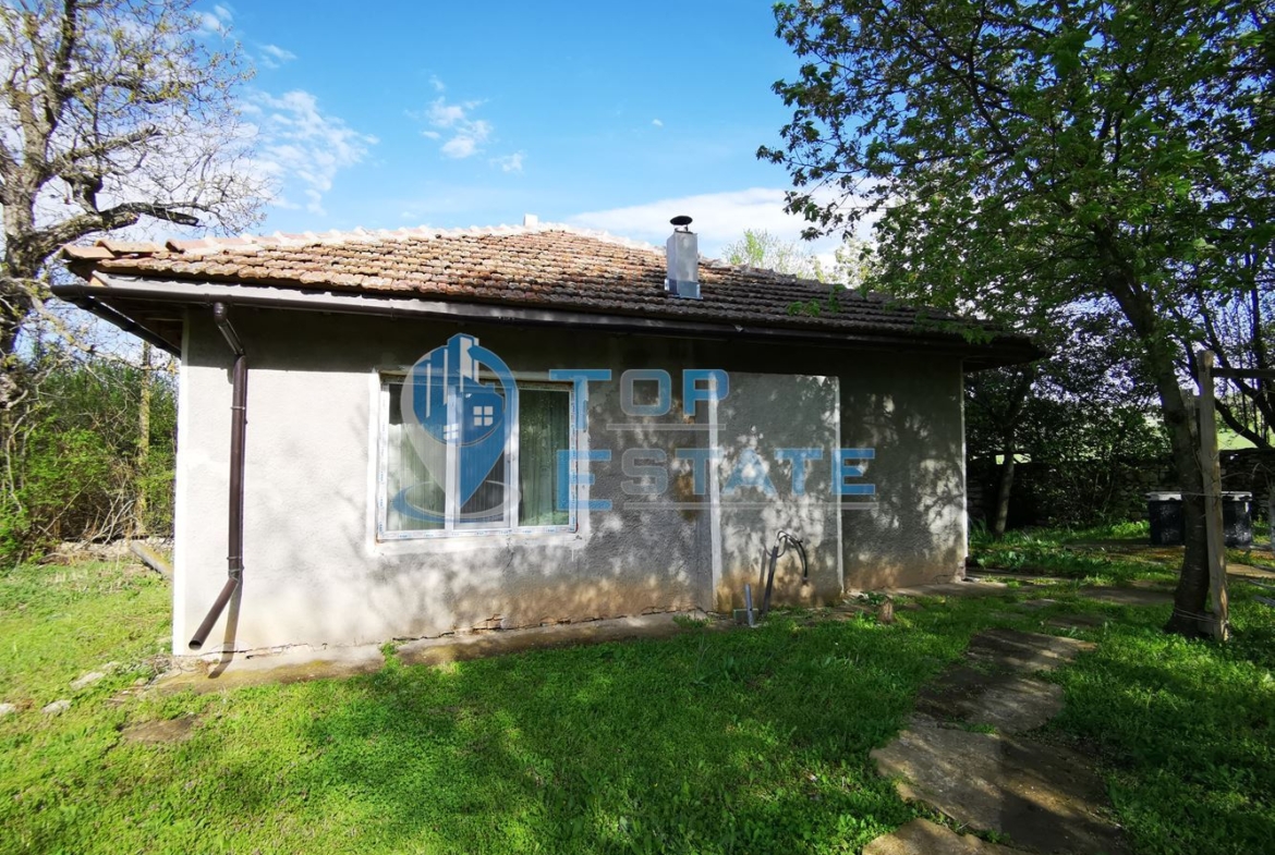 Реновирана къща с плувен басейн и сауна в село Мусина, област Велико Търново - 0