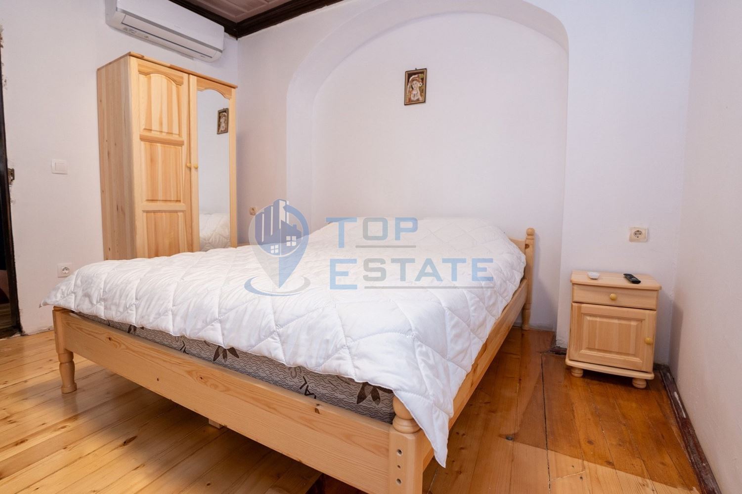 Успешно работеща къща за гости с басейн и отлична репутация в село Миндя - 0