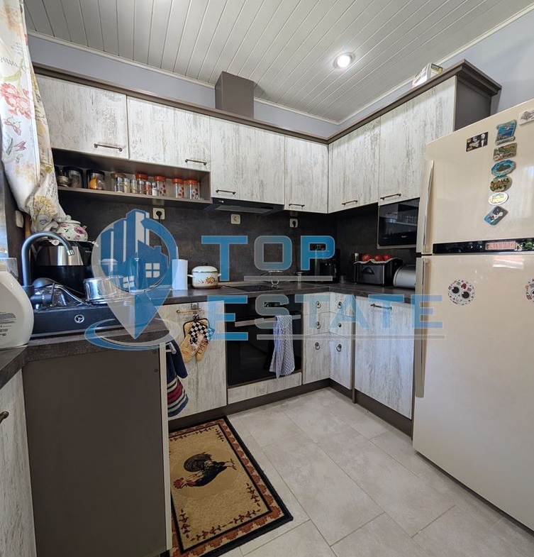 Реновирана двуетажна къща в Тревненския балкан - 0