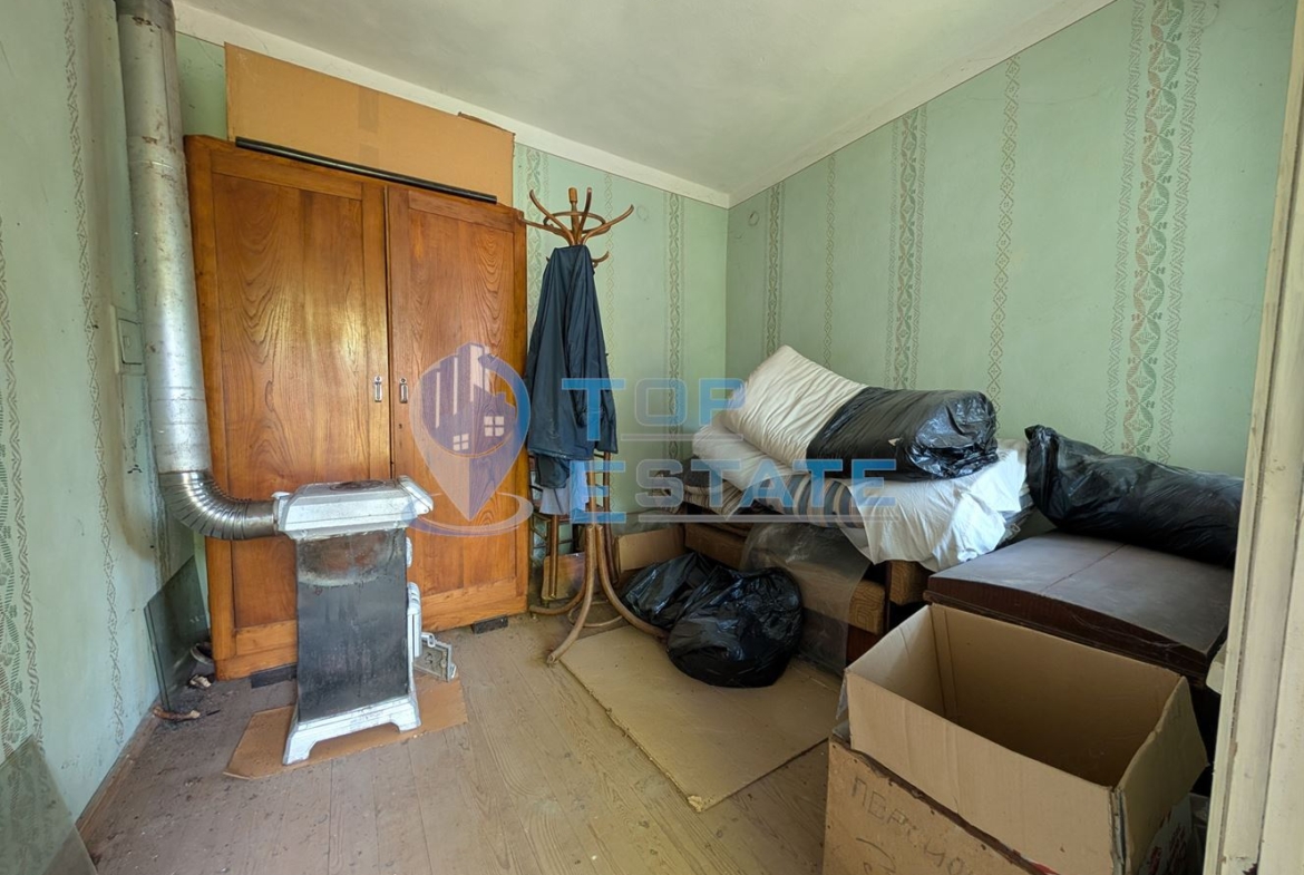 Двуетажна масивна вила в местност Арбанашко бърдо - 0