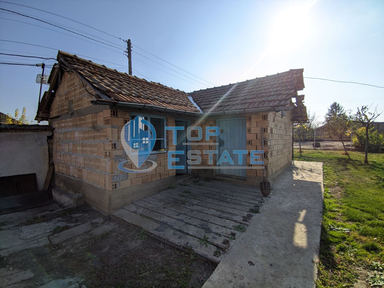 Едноетажна реновирана къща с голям двор в село Павел-0 Едноетажна реновирана къща с голям двор в село Павел - 0