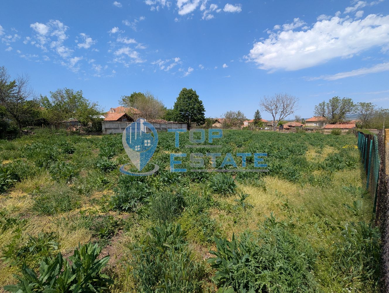 Равен парцел в регулация в село Куцина, община Полски Тръмбеш, област Велико Търново - 0