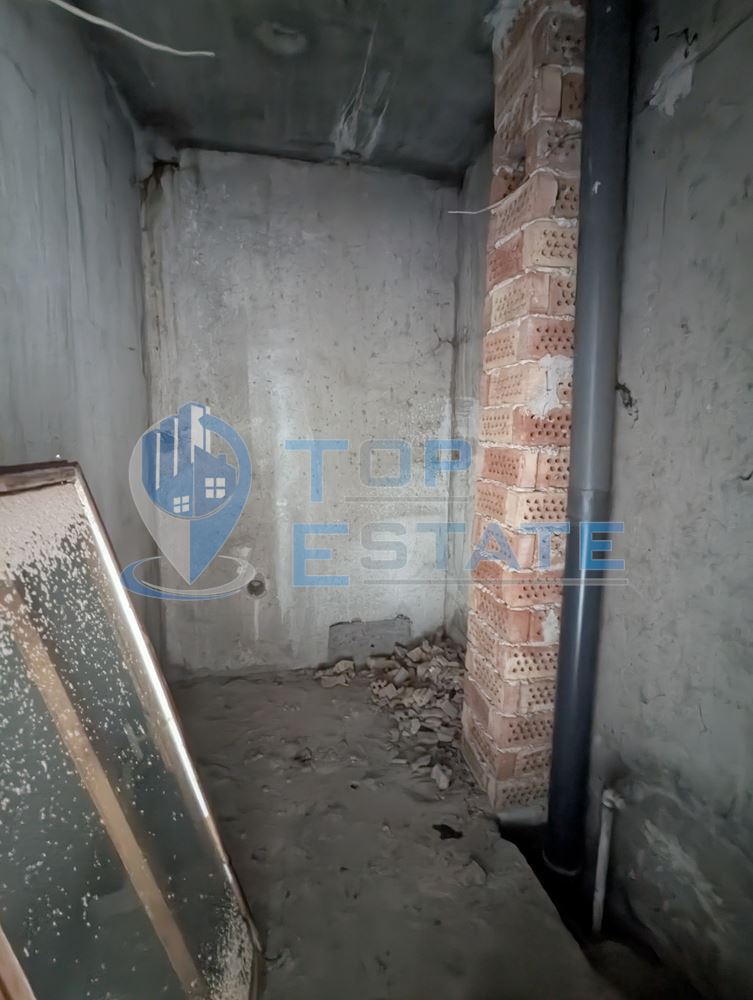 Многостаен апартамент в квартал Пролет, град Горна Оряховица, област Велико Търново-0 Многостаен апартамент в квартал Пролет, град Горна Оряховица, област Велико Търново - 0