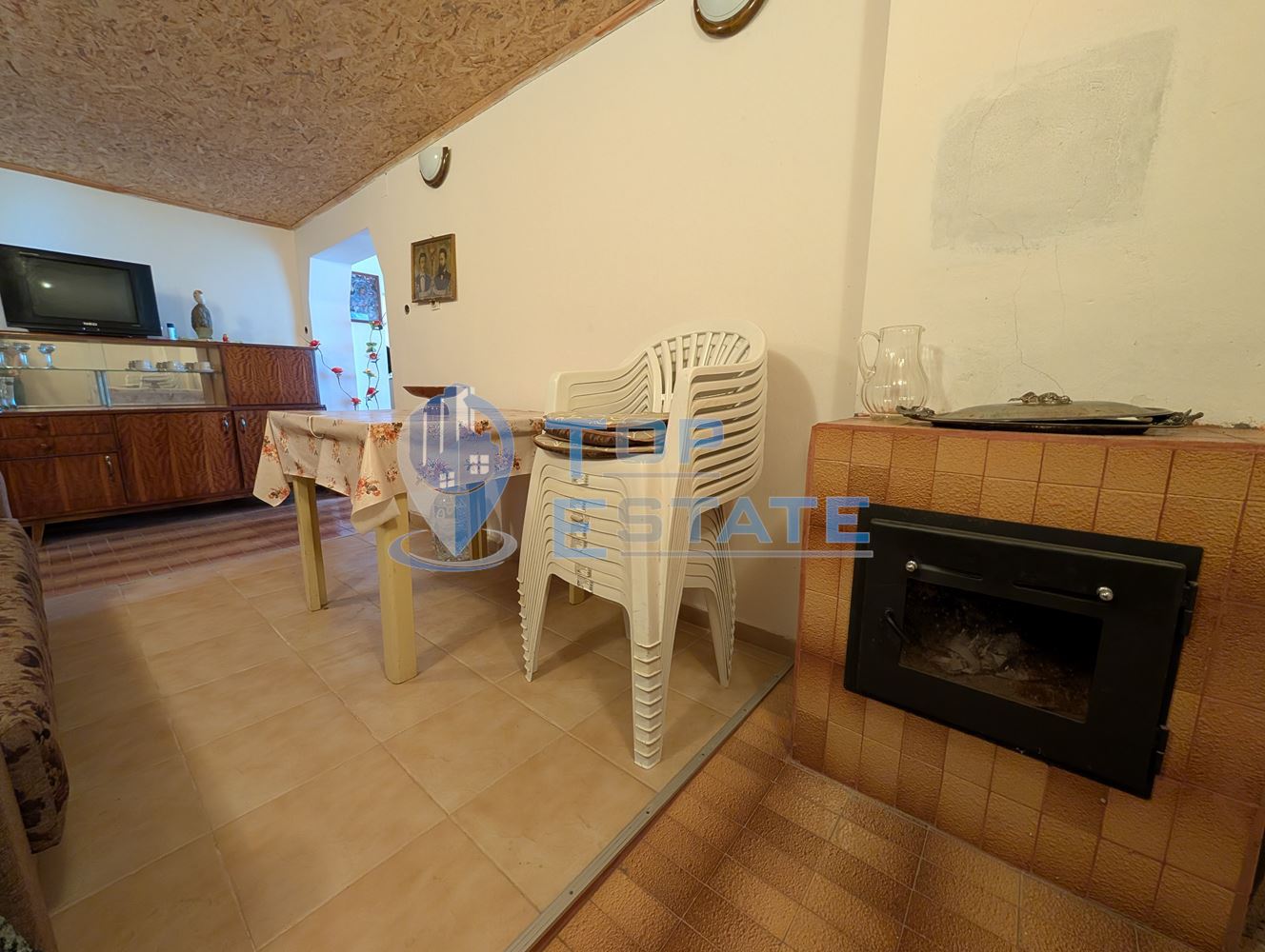 Двуетажна къща след ремонт в село Караисен - 0