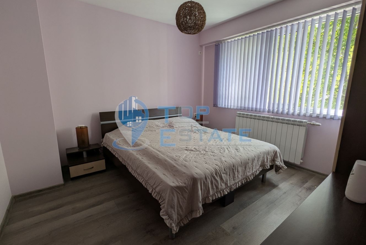 Четиристаен обзаведен апартамент на междинен етаж в кв. Пролет, гр. Горна Оряховица, обл. Велико Търново - 0