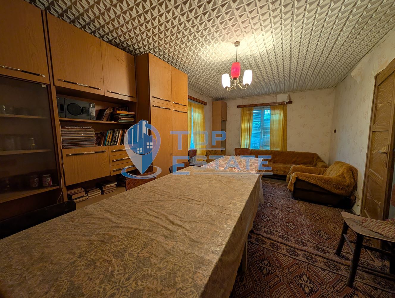 Едноетажна къща с лятна кухня и гараж в село Мерданя, област Велико Търново-0 Едноетажна къща с лятна кухня и гараж в село Мерданя, област Велико Търново - 0