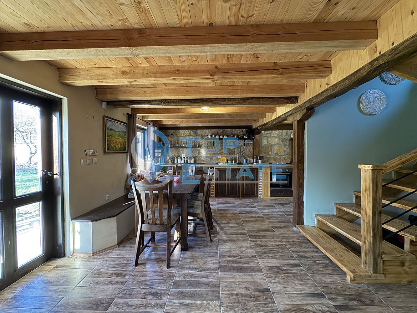 Реновирана къща в Еленския Балкан, област Велико Търново - 0