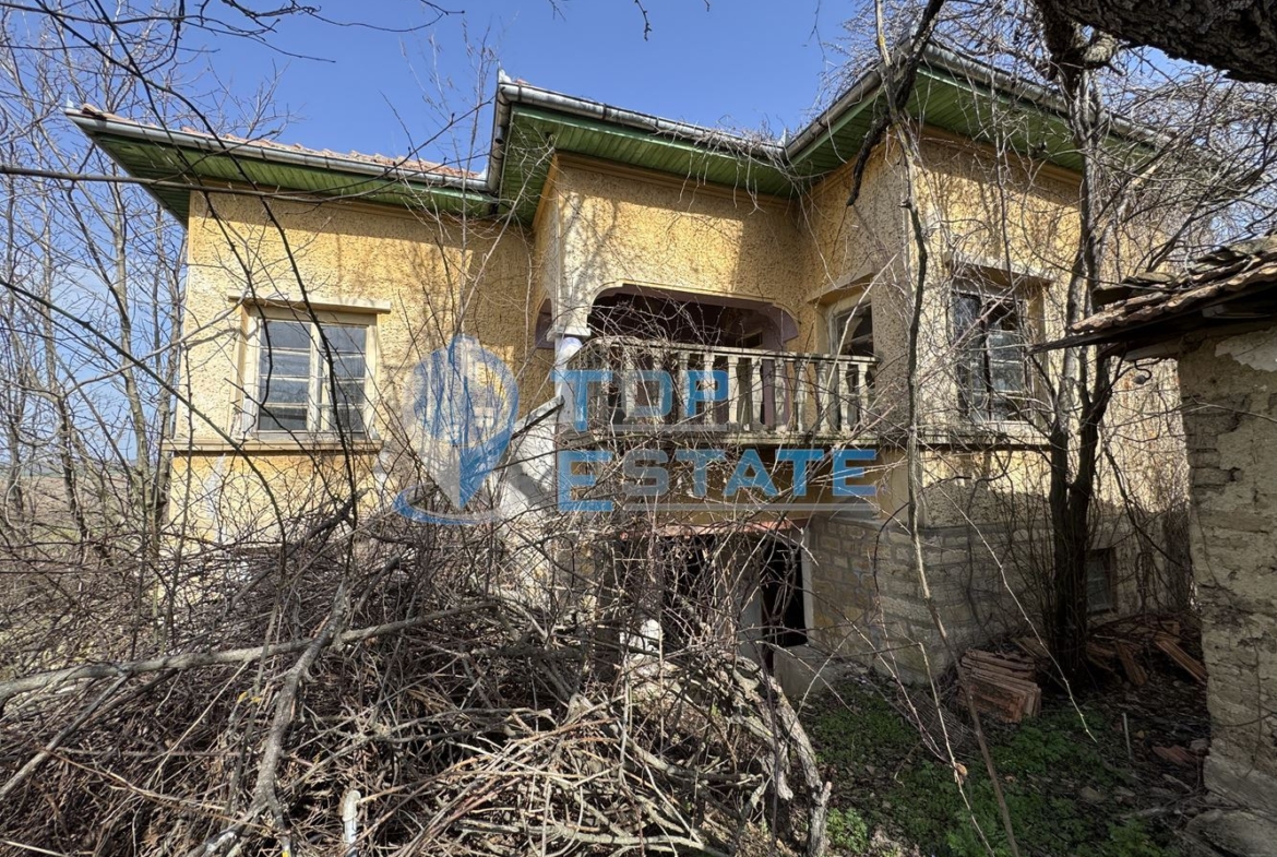 Две къщи с два кладенеца в село Сушица, област Велико Търново - 0