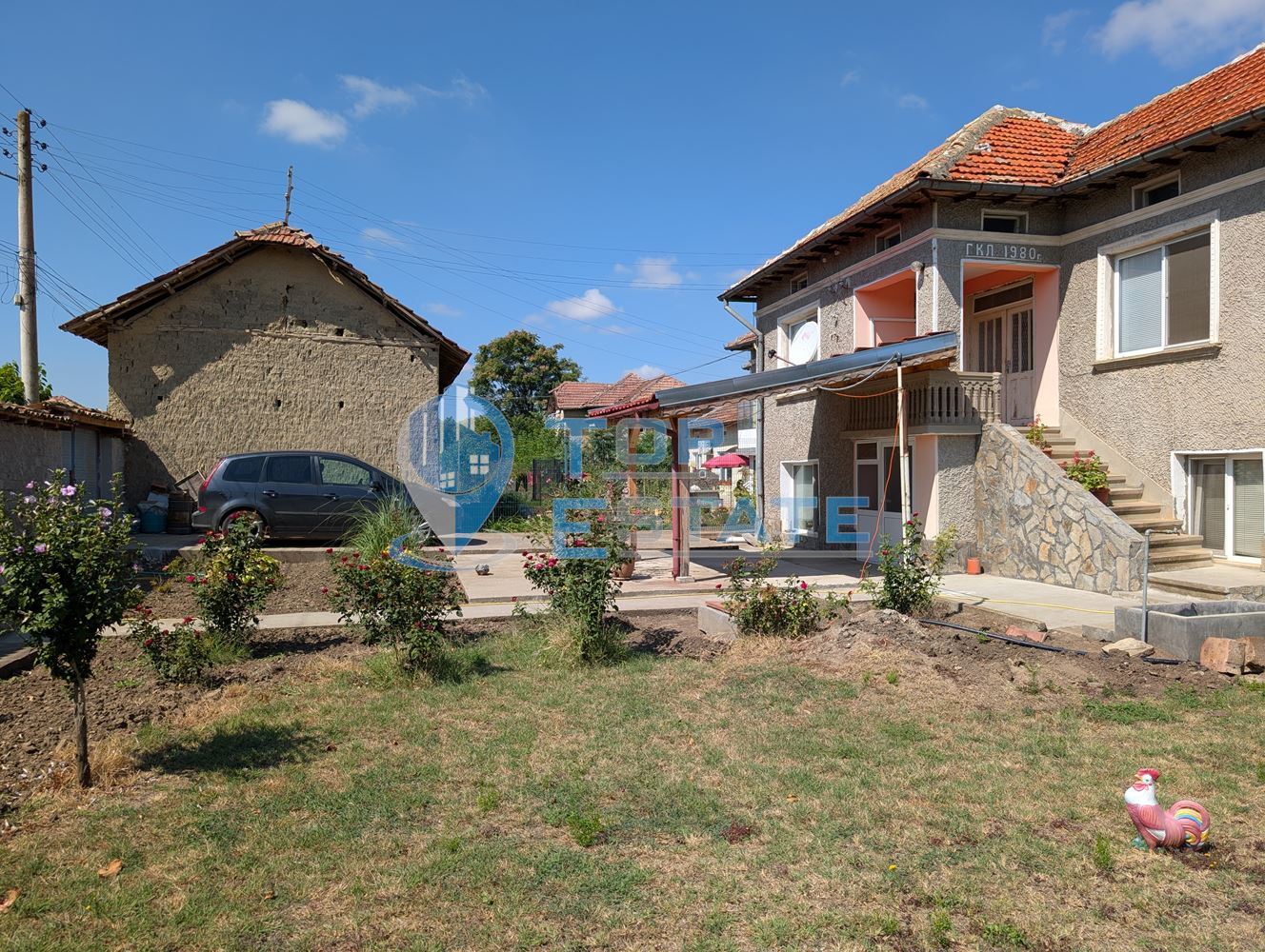 Двуетажна къща след ремонт в село Караисен - 0