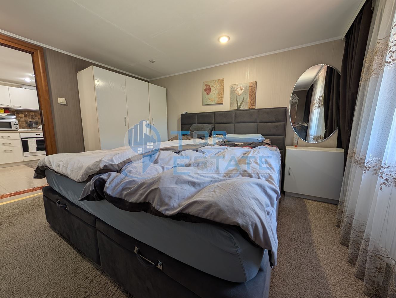 Реновирана двуетажна къща в Тревненския балкан - 0